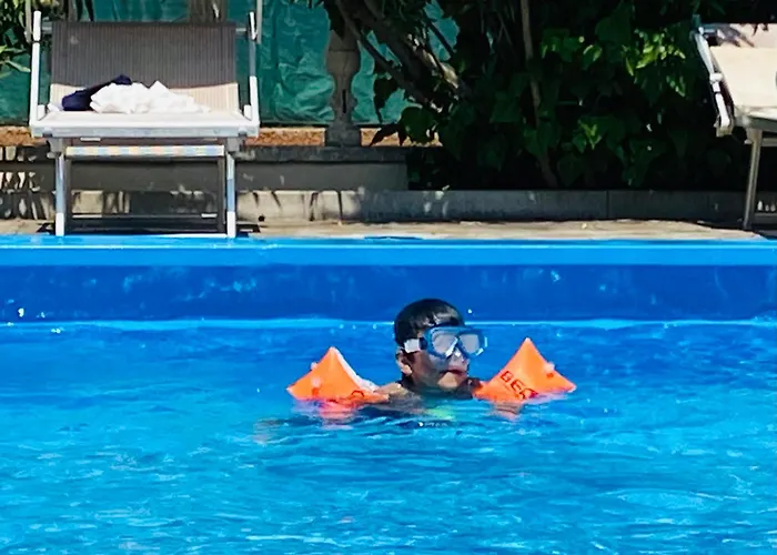 Franca 3* מילאנו מריטימה