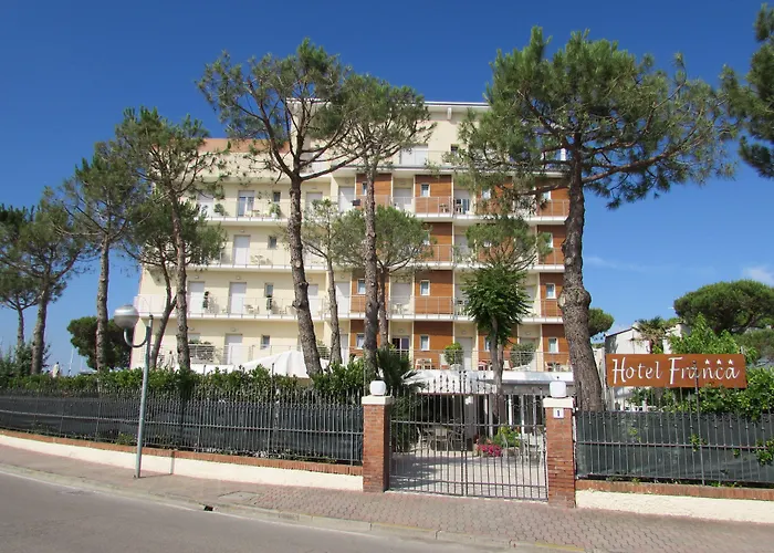 Franca 3* מילאנו מריטימה