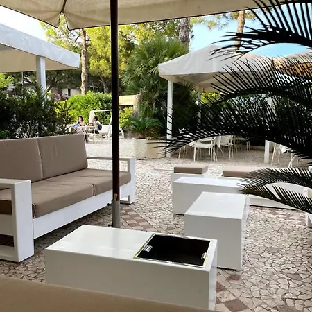 فندق Franca