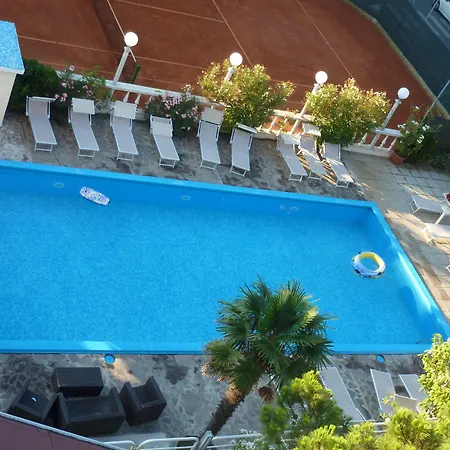 Franca Hotel 3*