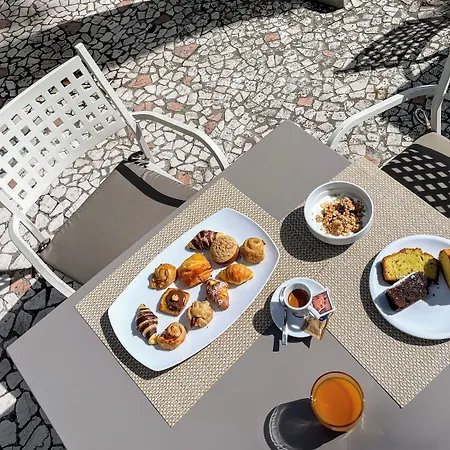 Franca Hotel