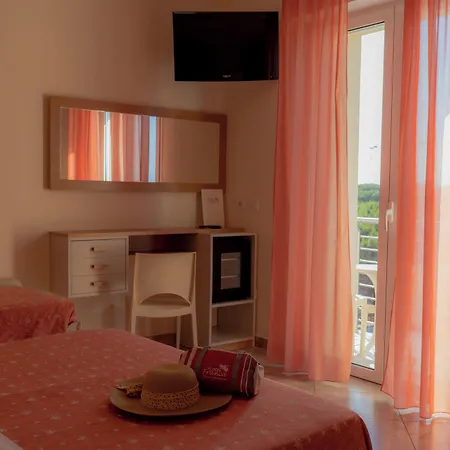 Franca 3*