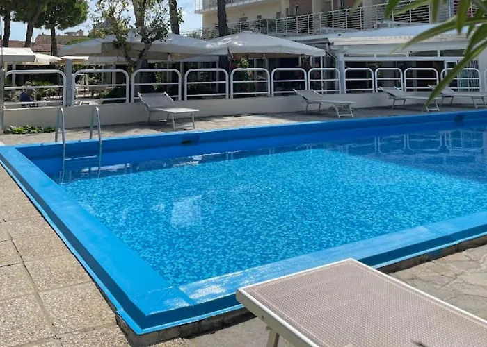 Franca ميلانو ماريتيما